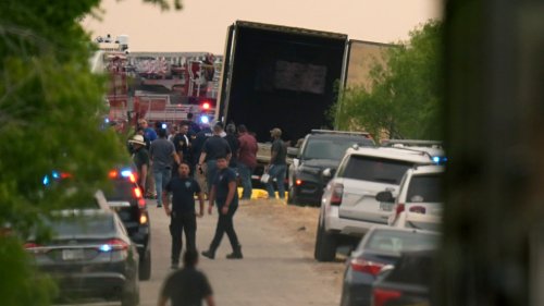 'Stack of bodies': 46 migrants found dead inside 18-wheeler in sweltering Texas heat