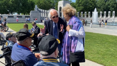 94-year-old Virginia merchant marine WWII veteran receives Congressional Gold Medal