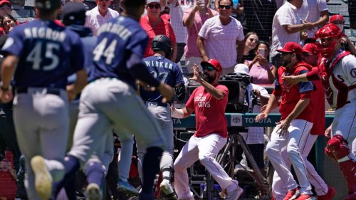 Timeline of Events, what led to Mariners/Angels Brawl on Sunday?