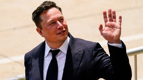 Elon Musk slams Twitter executive who mocked him for having Asperger's
