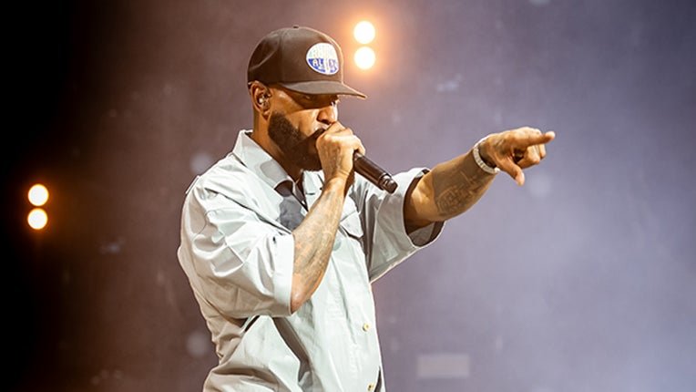 Procès requis contre Booba pour cyberharcèlement de Magali Berdah