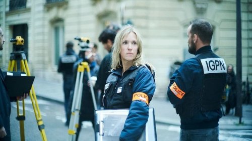 Critique : à Cannes, Dominik Moll réveille la rage des Gilets jaunes avec Dossier 137, un brûlot mordant sur les violences policières