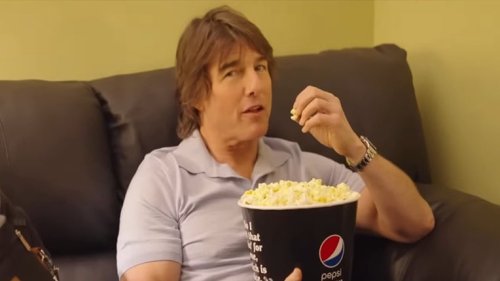 Attendez, Tom Cruise mange vraiment ses pop-corn comme ça ?