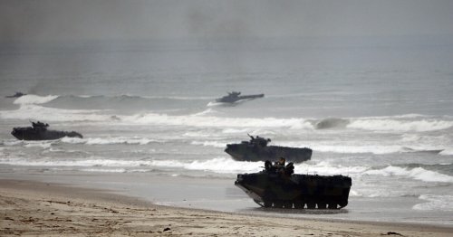 Marines halt new amphibious vehicle use at sea after mishaps