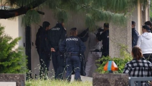 Großeinsatz der Polizei in Münchner Bundesstraße
