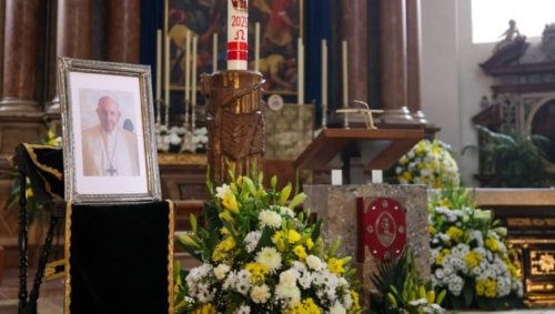 Die Salzburger trauern um ihr „Vorbild Franziskus“