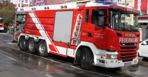 Wien: Explosion durch Gaskartusche reißt Wand ein