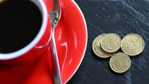 Trinkgeld abgabenfrei: Wer zahlt die Rechnung?