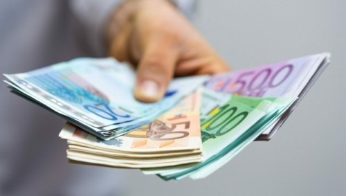 „Freundin hat 25.000 Euro in Müll geschmissen!“