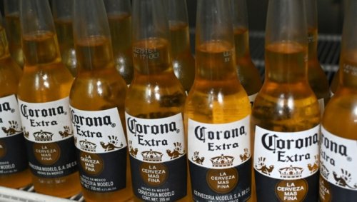 Biermarke Corona stellt auf Pfandflaschen um