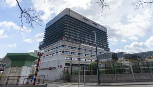 Frau starb nach Arznei-Überdosis: Arzt im Visier