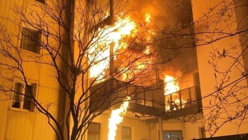 Brand in Wiener Wohnung: Frau stirbt in Flammen