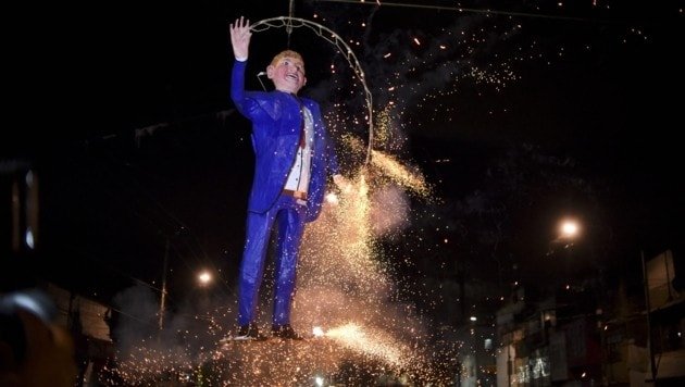 Hier geht Donald Trump regelmäßig in Flammen auf