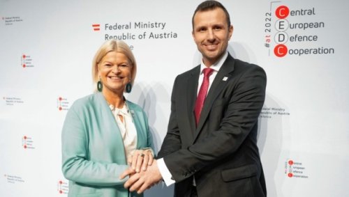 Tanner: Allianz mit Balkan gegen Kriegsgefahr