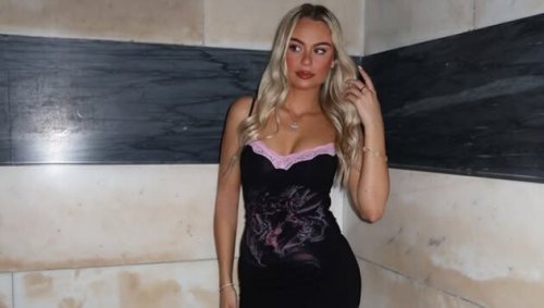 Spielerfrau packt aus: „Er will immer kuscheln!“
