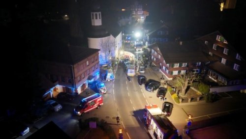 Illegales Rennen? Unfall forderte vier Verletzte
