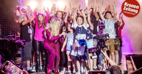 „Konzert Daham“: Alpenbarbie als Familien-Magnet