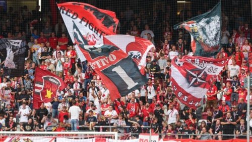 Salzburgs Fans fordern Reaktion der Bullen-Bosse