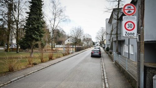 Kritik an „Privatstraße“ vor Haus von Politiker