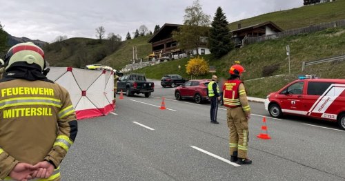 Ein Schwerverletzter bei Crash mit Motorrad