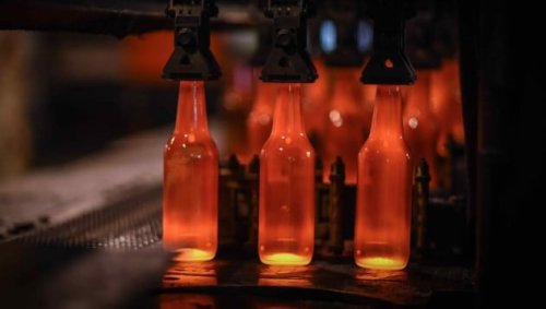 Glas-Riese wälzt für Werk nun sogar Wachstumspläne