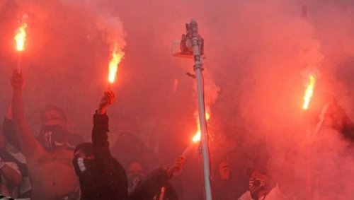 Haarige Situation: Bengalo in Grazer Bim gezündet!