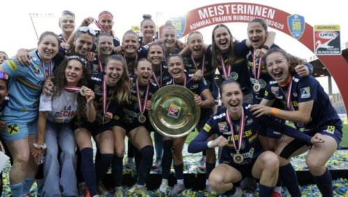 St.Pöltens Damen besiegen Austria bei Titelparty