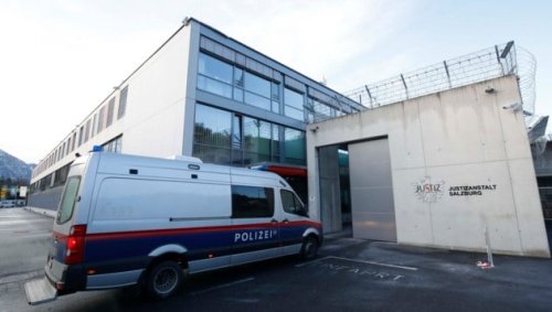 Rätselhafter Tod von Häftling in einer Einzelzelle