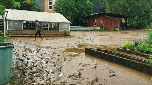 Starkregen sorgt für Überschwemmungen