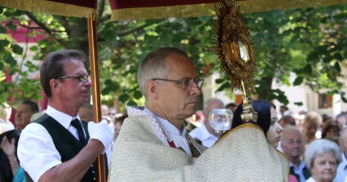 Kirche rüffelt oststeirischen Krawall-Pfarrer