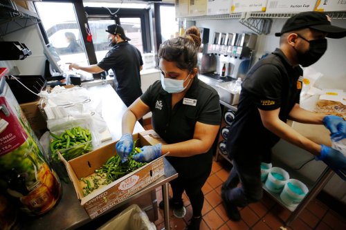 More California fast food chains announce changes ahead of minimum wage hike