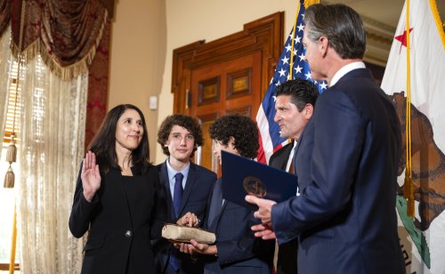 1st Latina justice in history of California Supreme Court sworn in