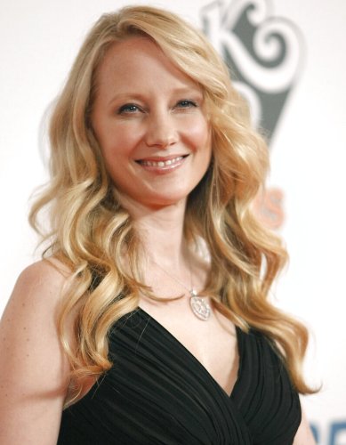 Anne Heche dead at 53; actress removed from life support after organs harvested