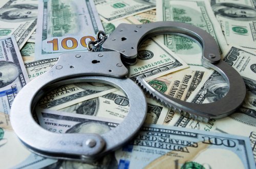 Los Angeles County deputy charged with stealing cash during traffic stop