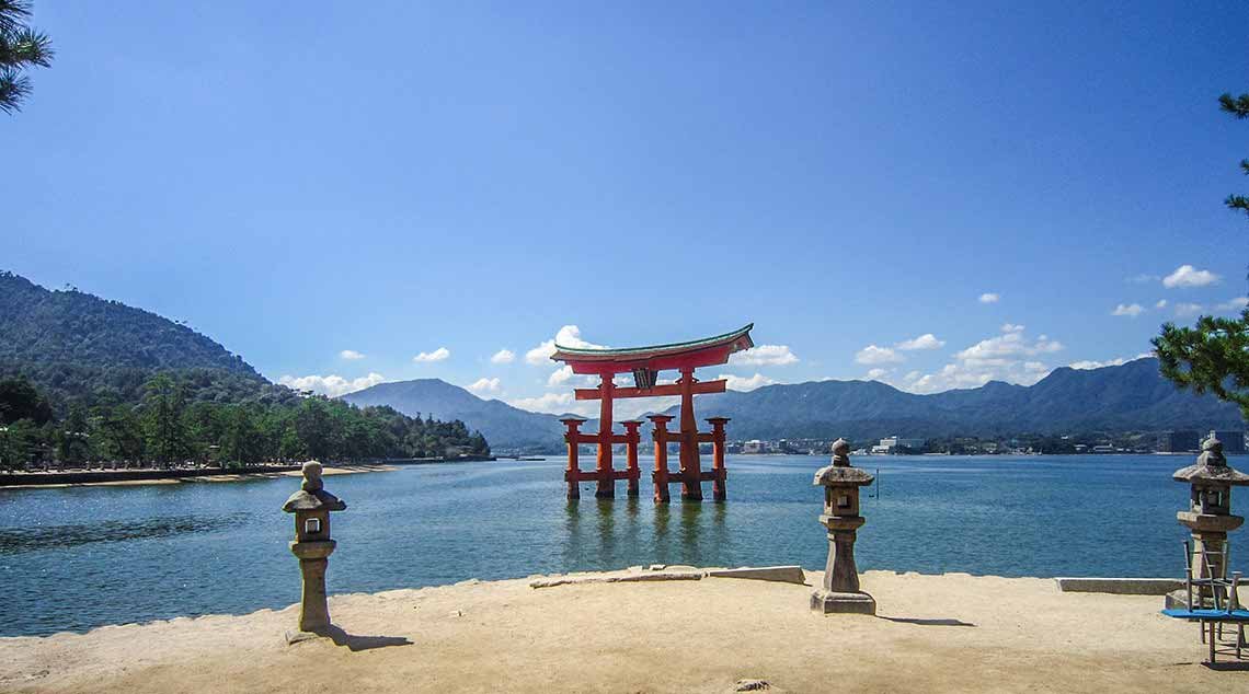 Miyajima - Ein Besuch auf Japans Schrein-Insel – Kulturtänzer