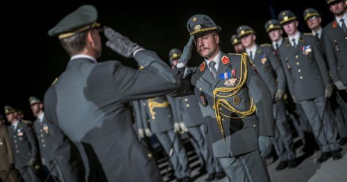 Bundesheer feierte seine jungen Leutnante