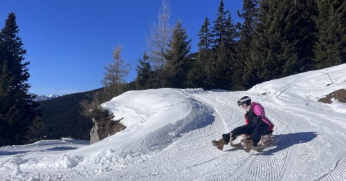 Kühtai in Tirol: Weltmeister Kammerlander zeigt, wie man richtig rodelt