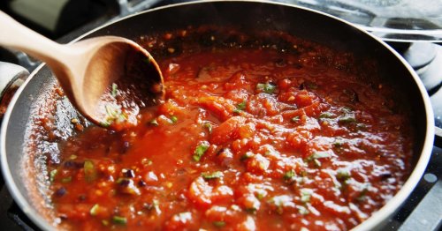 Passierte Tomaten: 12 Produkte einwandfrei, 4 mit Schimmelpilz