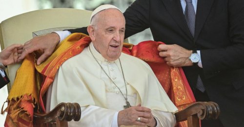 Papst ermuntert Gläubige zu lautstarkem Protest gegen Gott