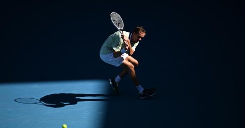 Australian Open: Mitfavorit Medwedew braust ins Achtelfinale