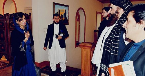 Pakistanische Staatsministerin trifft sich mit afghanischen Taliban