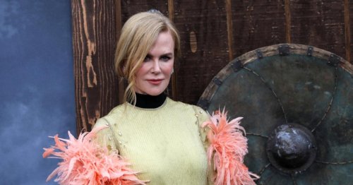 Nicole Kidman: Bizarrer Auftritt bei Paris Fashion Week