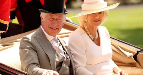 Prinz Charles' emotionales Kennenlernen von Enkerl Lilibet