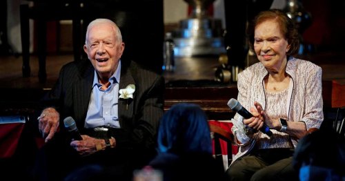 Ex-US-Präsident Carter zeigt sich nach Palliativ-Betreuung öffentlich