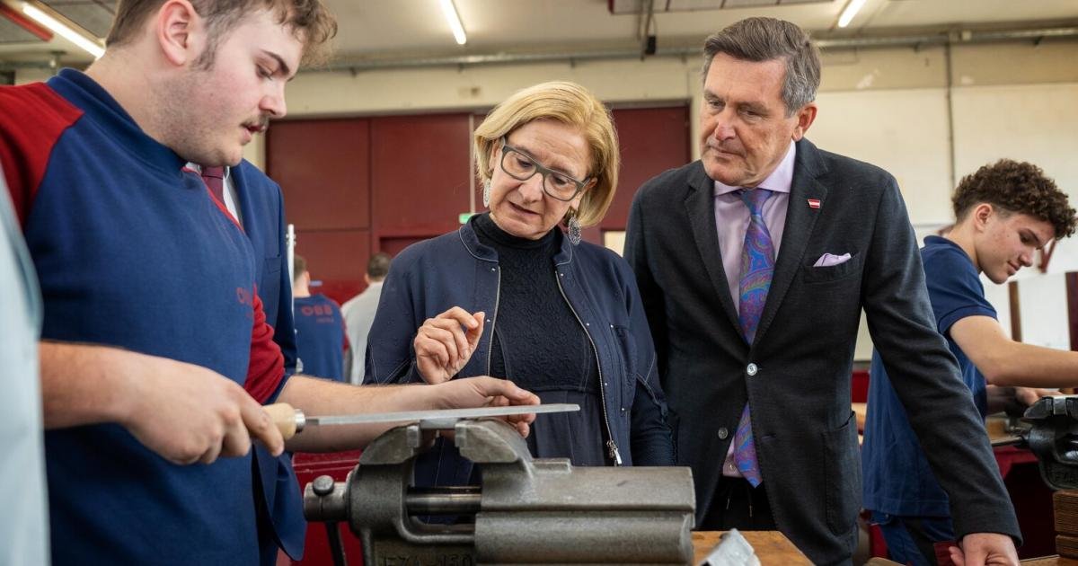 Erneute Westbahnsperre: Mikl-Leitner mit Forderungen an SPÖ-Verkehrsminister