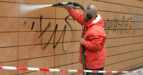 Purkersdorf: Jugendliche sorgen für Graffitti-Sachschaden von 27.400 Euro