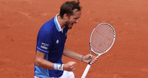 French Open: Tennis-Star Medwedew ohne Mühe in die dritte Runde