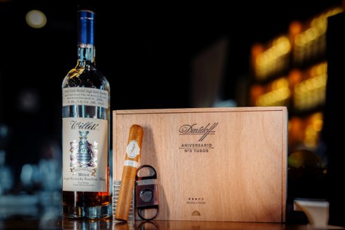 Willett Distillery & Davidoff Cigars Collaborate with Single Barrel for Blend Bar