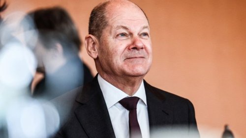 Rift in German Social Democrats Widens as Scholz Urged to Back Ukraine’s Victory
