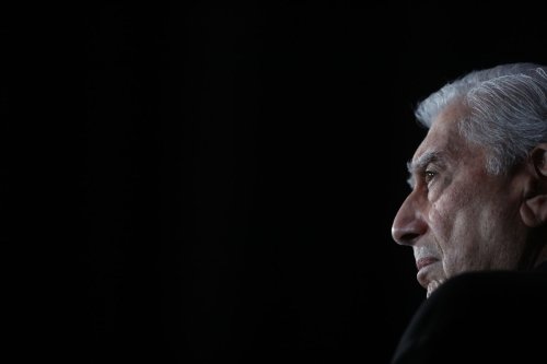 Mario Vargas Llosa à l’Académie française, une exception sous la Coupole